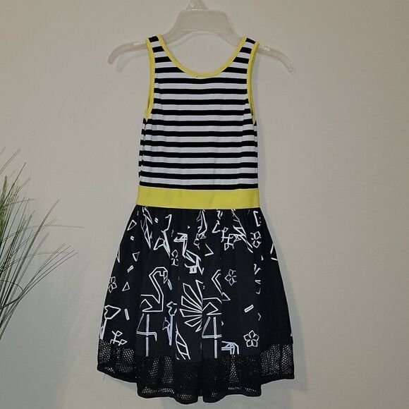 DEUX PAR DEUX BLACK AND WHITE STRIPED SLEEVELESS DRESS WITH YELLOW TRIM, SIZE 10 - Picture 6 of 6